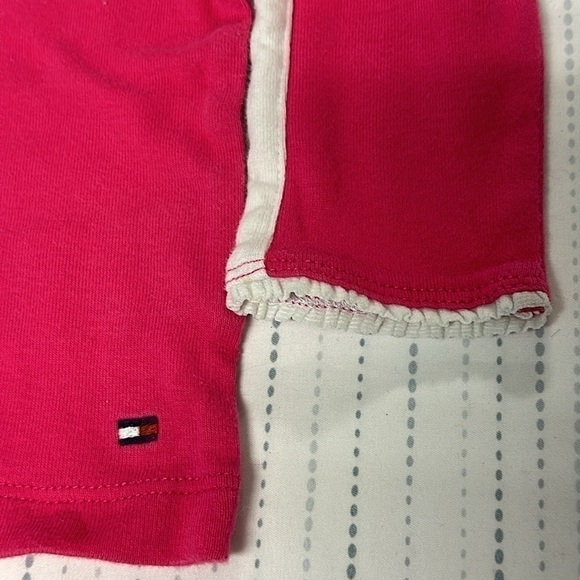 Tommy Hilfiger and Old Navy - 2 piece outfit. Size 6-12 months - Picture 3 of 6